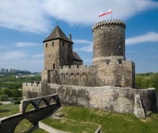 Polijas viduslaiku pilis